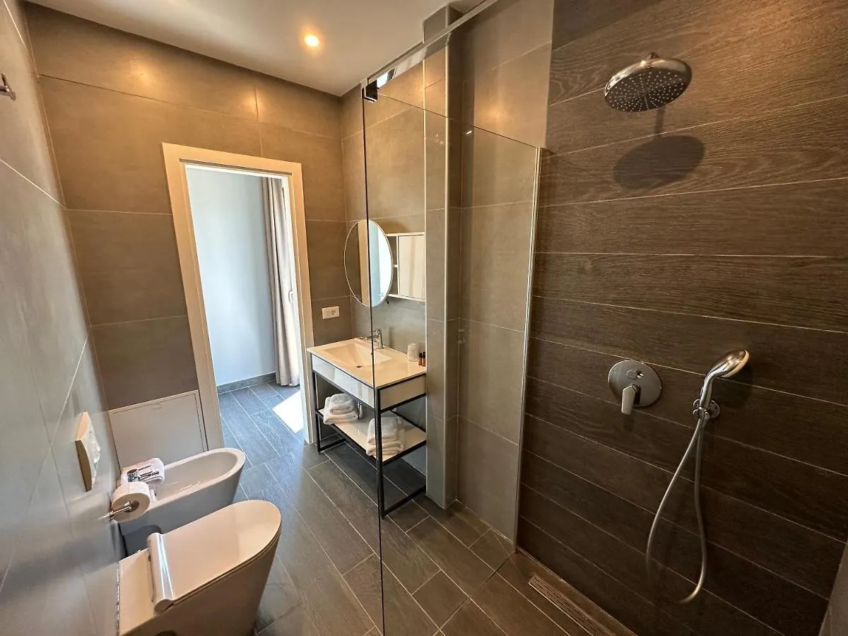 *** Hotel Split Rooftop Suites Durres Albania