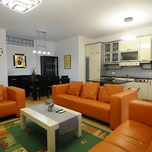 https://center-tirana-apartment-1016.hotels-in-tirana.com