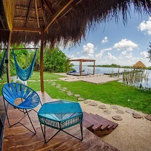 https://casa-shiva-bacalar-by-mij.quintano-roohotels.com